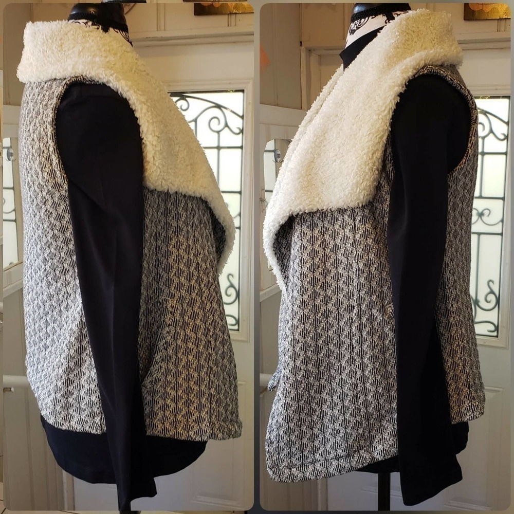 Ann Taylor Loft Sherpa Style Vest Open Cardigan Women's Size XS - Picture 5 of 8